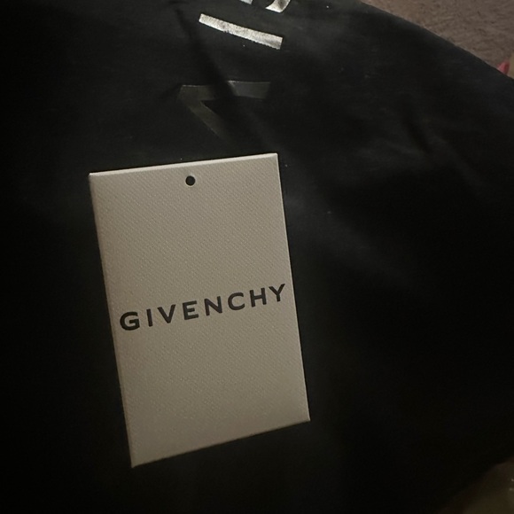 $1469  New Givenchy Mini Antigona Bag in Black Leather BB50TNB1R0 001 - Picture 11 of 16